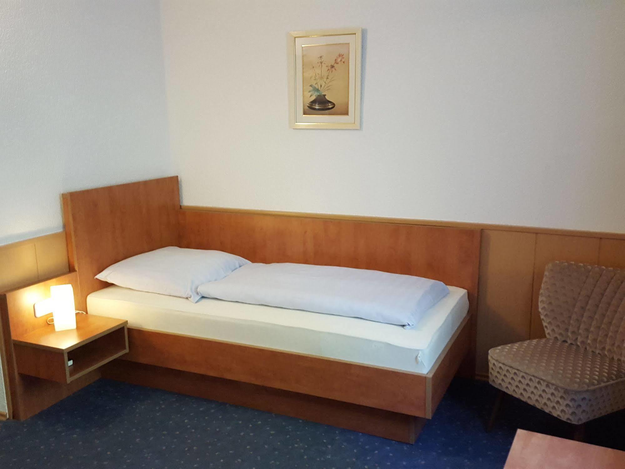 Waldhotel Zur Holzmuhle Eldagsen Dış mekan fotoğraf